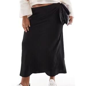 Asos Design Curve Black Satin Bias Straight Elastic Waist Midi Skirt size 18